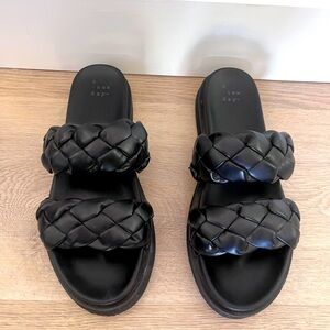 Chunky Black braided strapped sandals